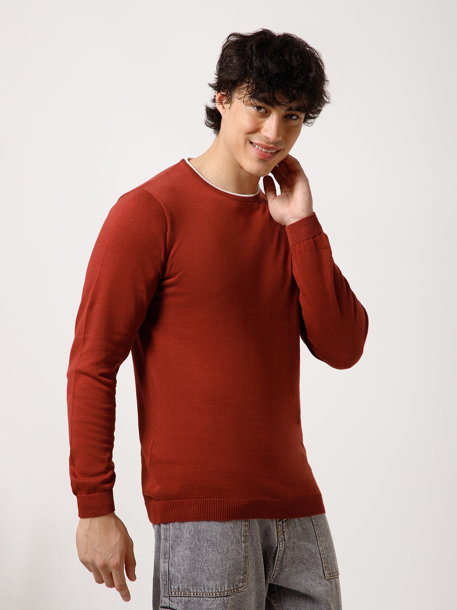 Essential Slim Fit Lightweight Crew Neck Pullover SweatShirt