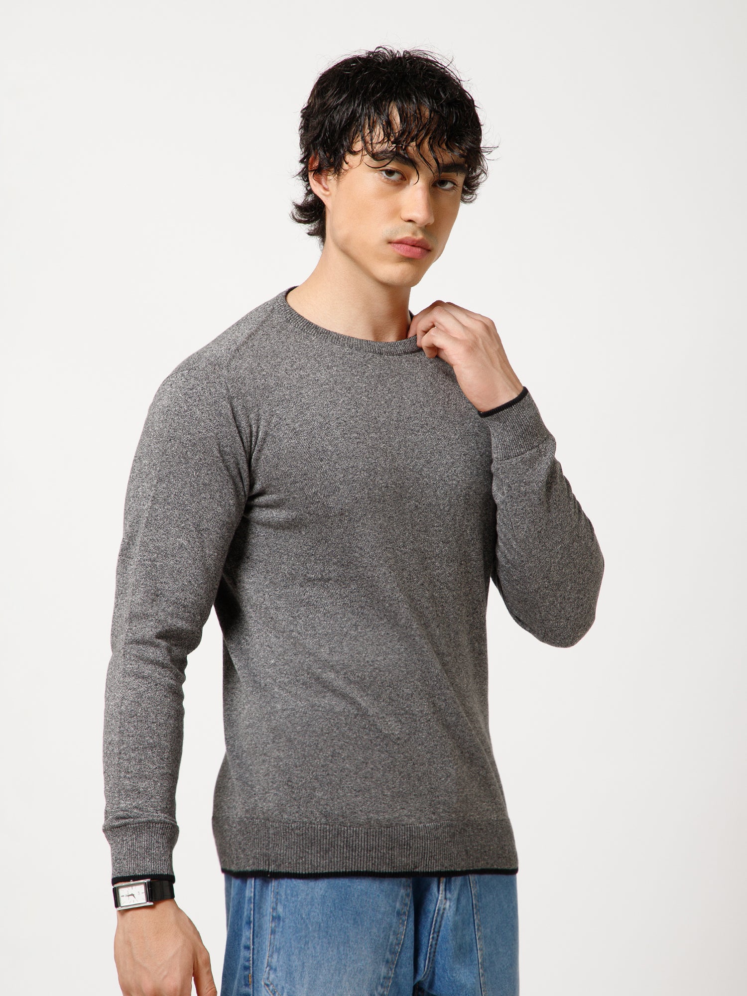 color-Black-G
