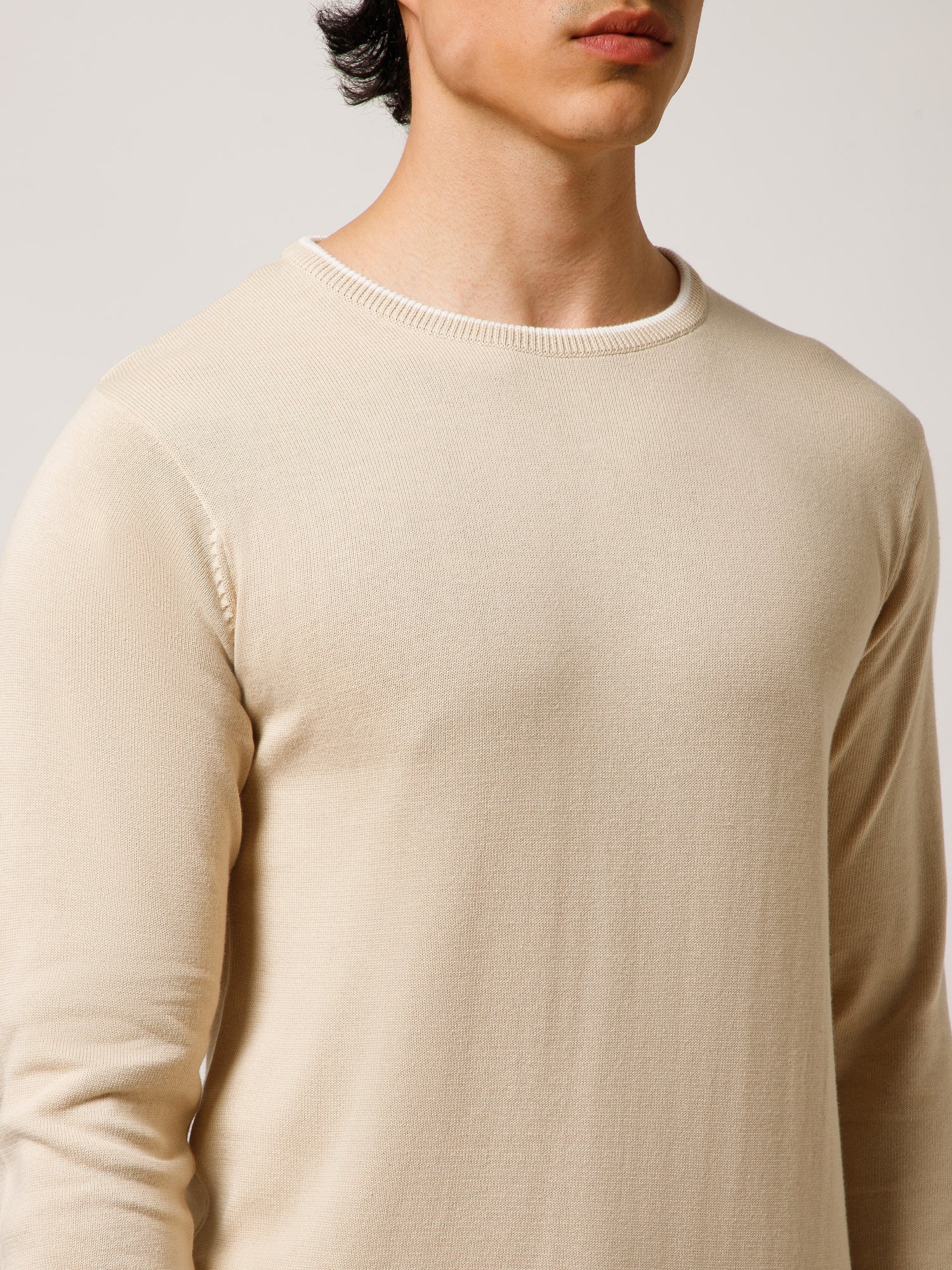 Essential Slim Fit Lightweight Crew Neck Pullover SweatShirt