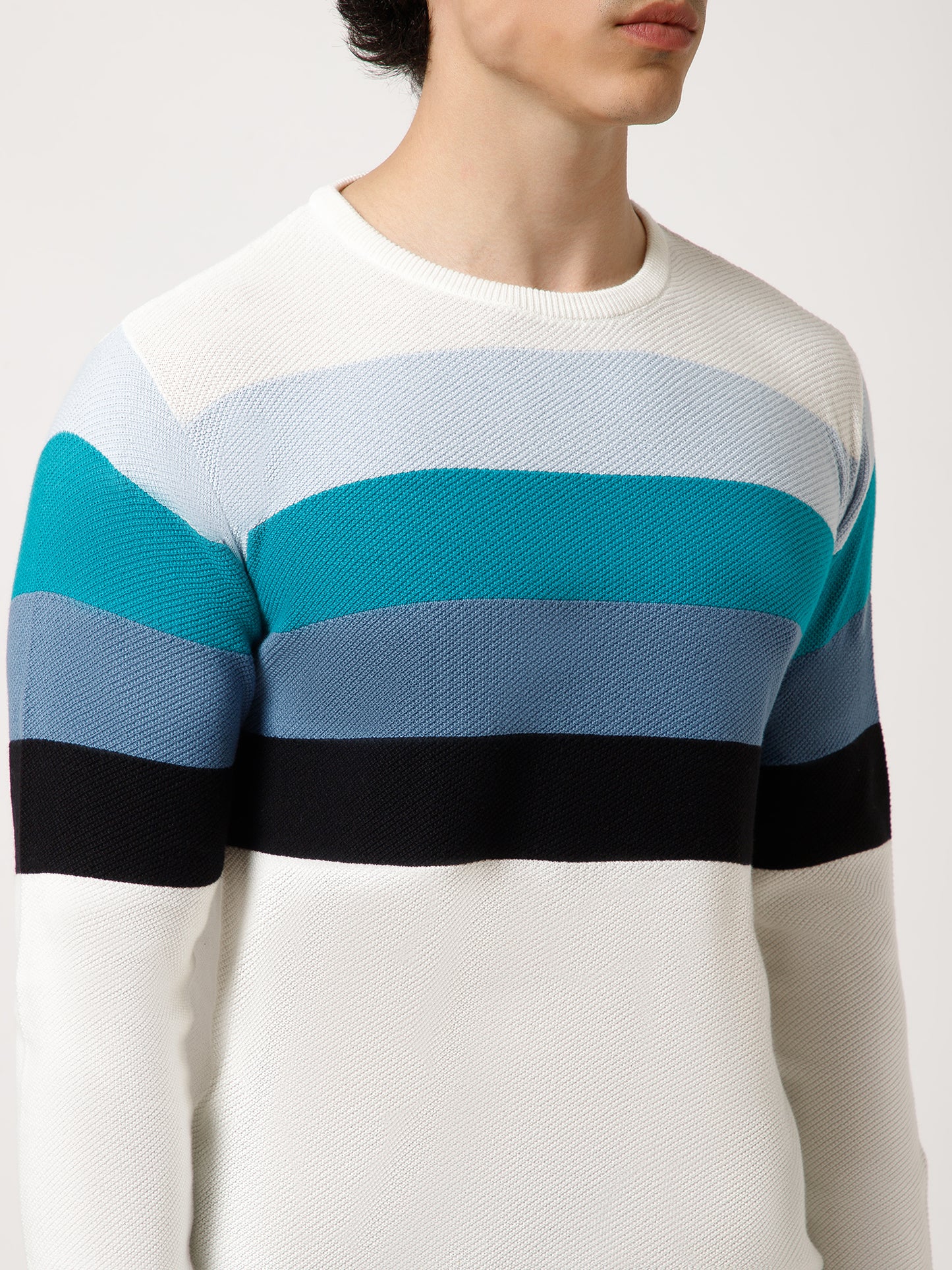 color-White-Stripped