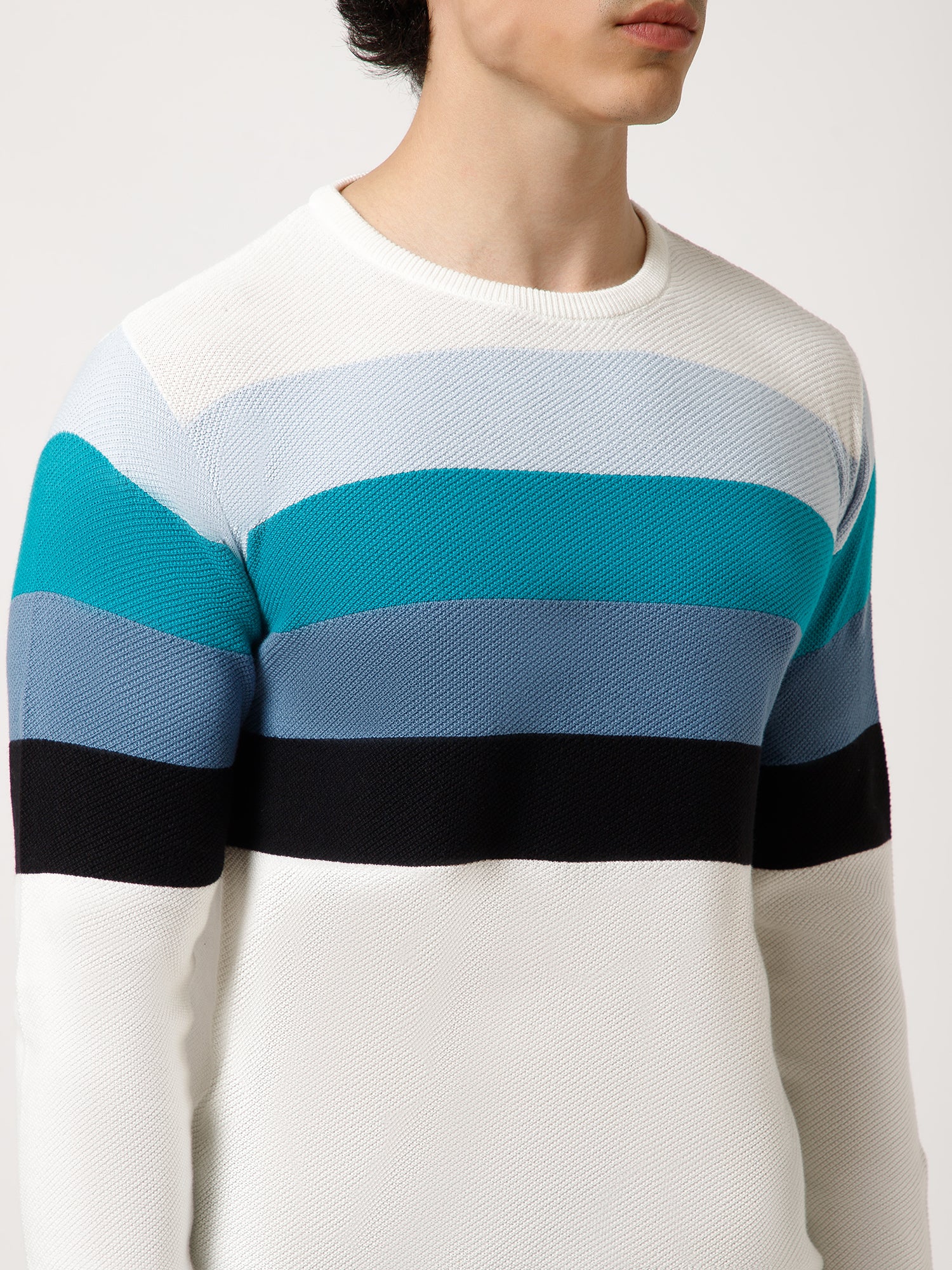 color-White-Stripped